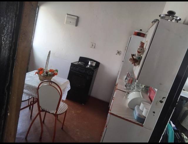 2 BEDROOM HOUSE FOR SALE IN MOLELEKI EXT 2